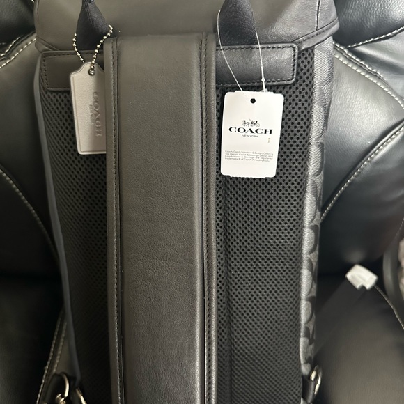 Men’s Coach Ranger Pack In Signature Canvas - Picture 3 of 4